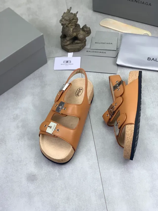 Balenciaga Triple Buckle Tan Sandales de Cuir Casual 5