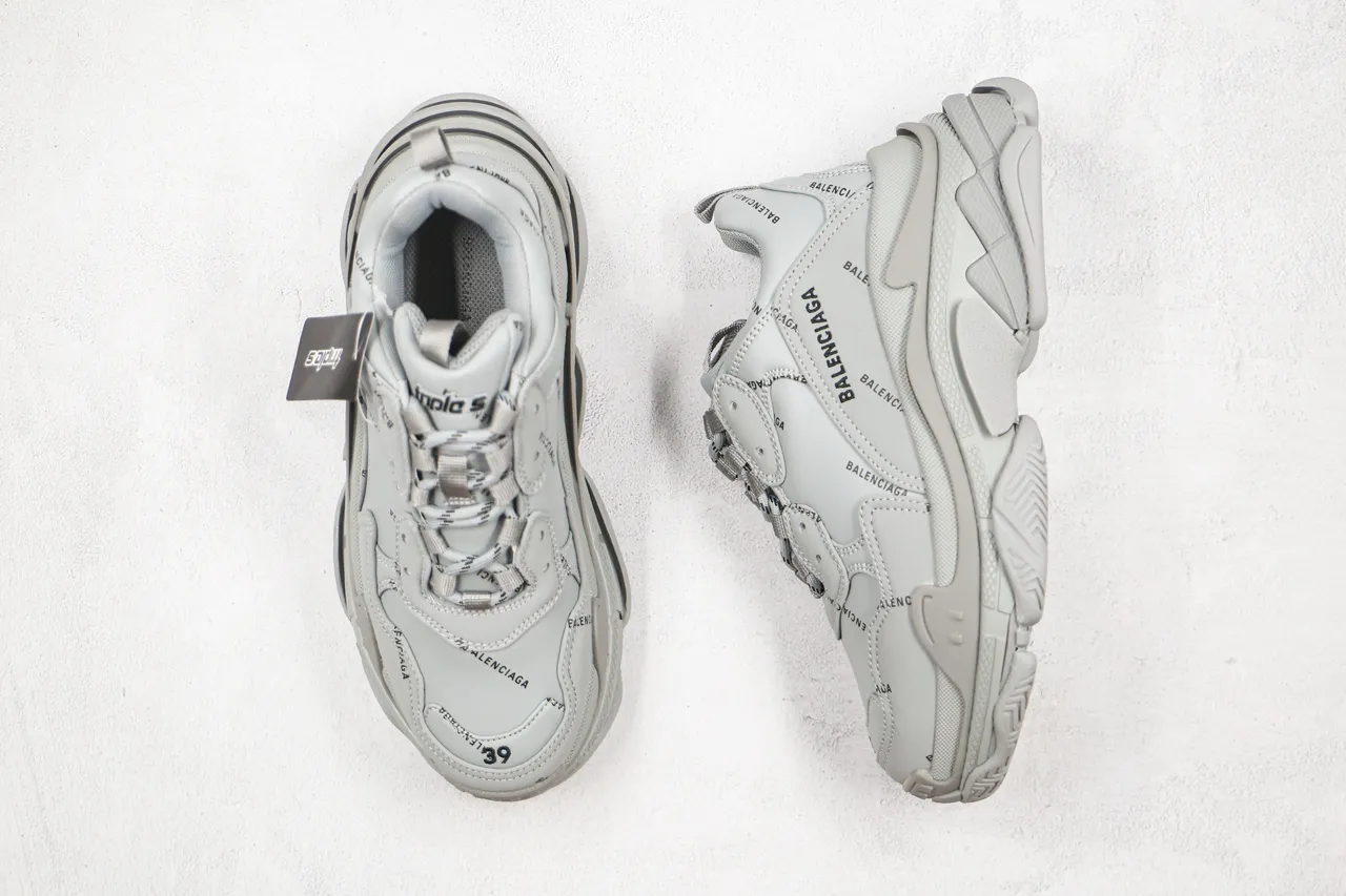 Balenciaga Triple S Gris Logo-Print Zapatillas Chunky 9