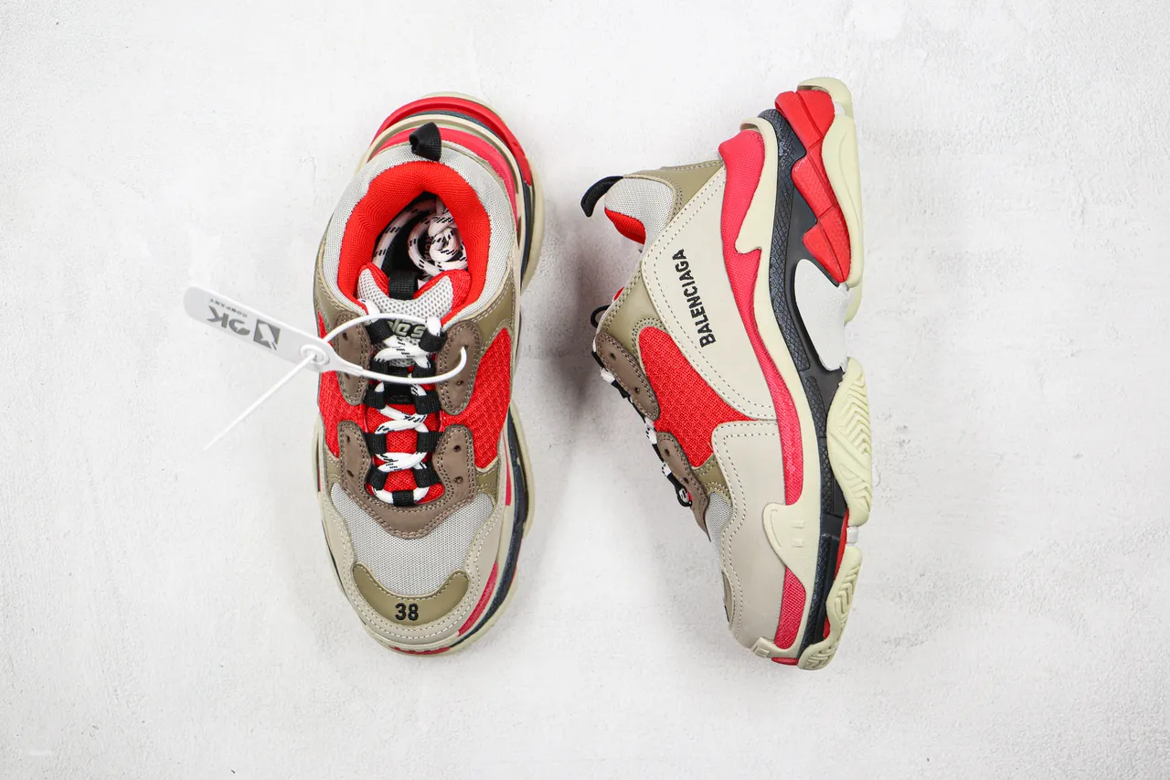 Balenciaga Triple S أحمر وبيج تشانكي سنيكرز 8
