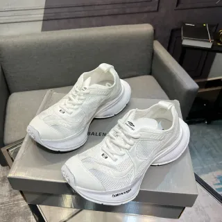 Balenciaga White Chunky Midsole Mesh And Synthetic Overlay Construction Lifestyle Sneakers