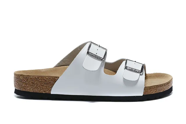Birkenstock Arizona Sandálias Casuais de Duas Tirantes Brancas 2