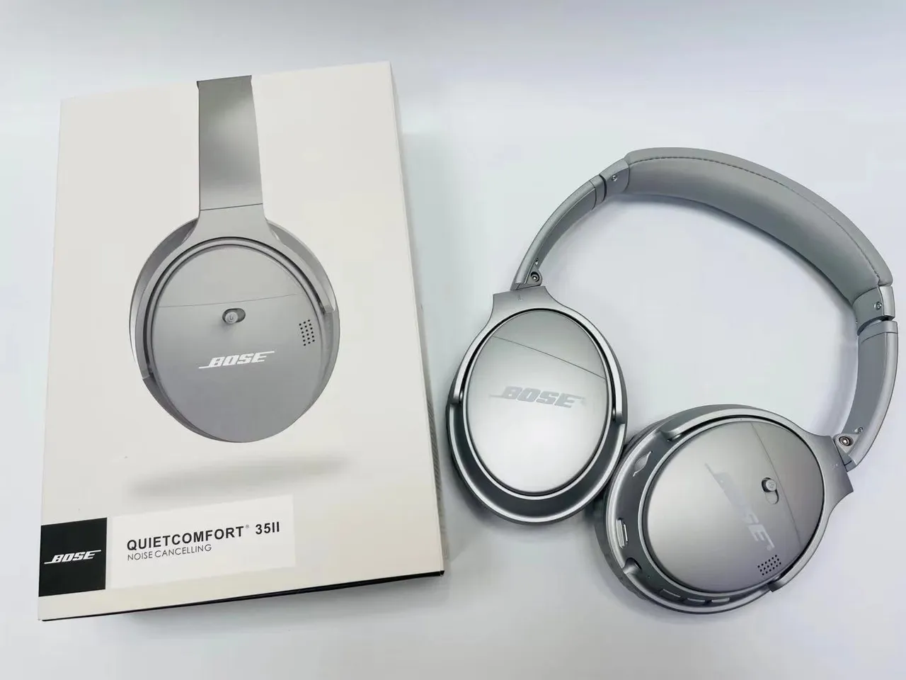 Bose QuietComfort Pink Gold Circumaural Noise-Cancelling Over-ear Headphones 2