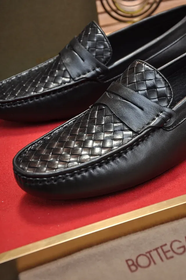Bottega Veneta Noir Intrecciato Tissé Vamp Bride Penny Mocassin 2