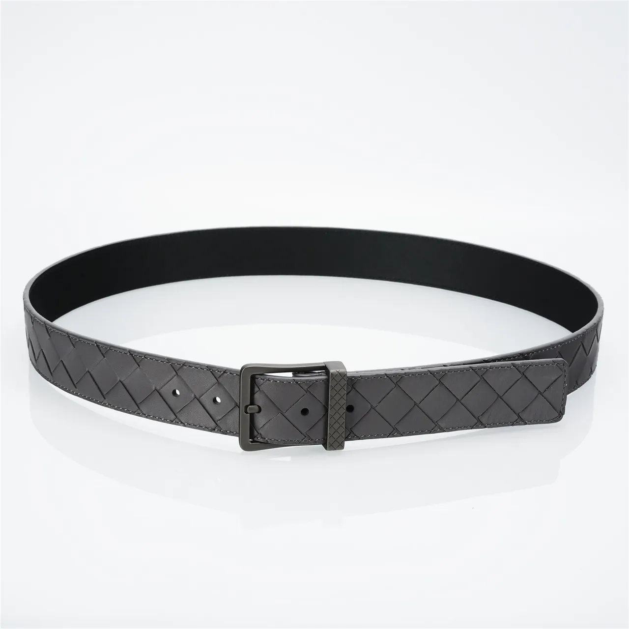 Bottega Veneta Cassette Intrecciato Ceinture en cuir noir 9