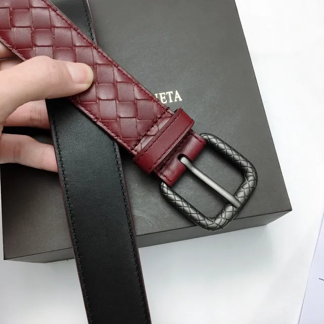 Bottega Veneta Cassette Intrecciato ceinture en cuir bordeaux et gunmetal 8