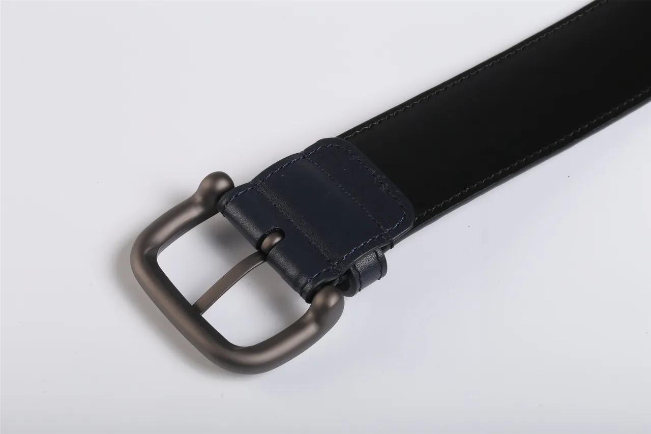 Bottega Veneta Intrecciato tissé Navy ceinture en cuir 4