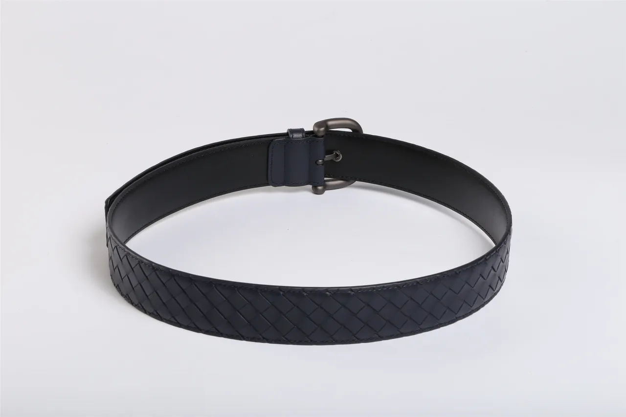 Bottega Veneta Intrecciato tissé Navy ceinture en cuir 7