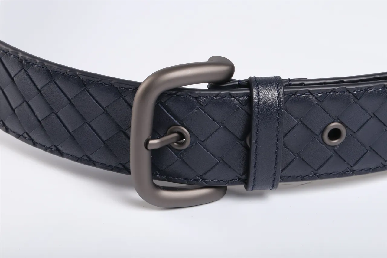 Bottega Veneta Intrecciato tissé Navy ceinture en cuir 8