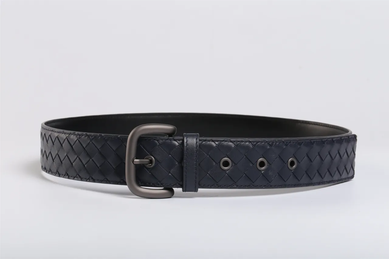 Bottega Veneta Intrecciato tissé Navy ceinture en cuir 10