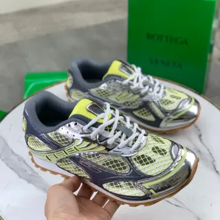Bottega Veneta 网面和金属叠加生活方式运动鞋
