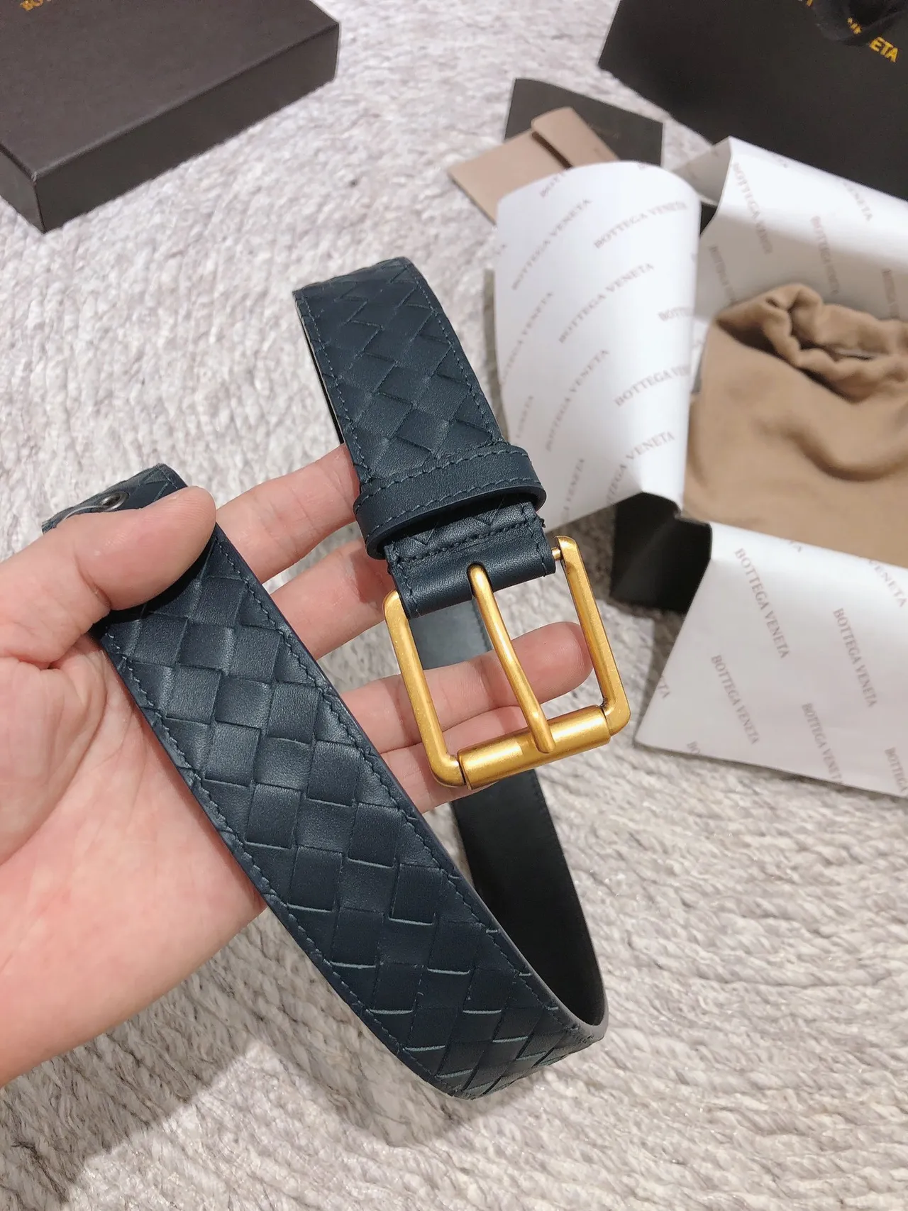 Bottega Veneta Navy Gold Intrecciato Tecido Retangular Fivela Cinto de Couro 2