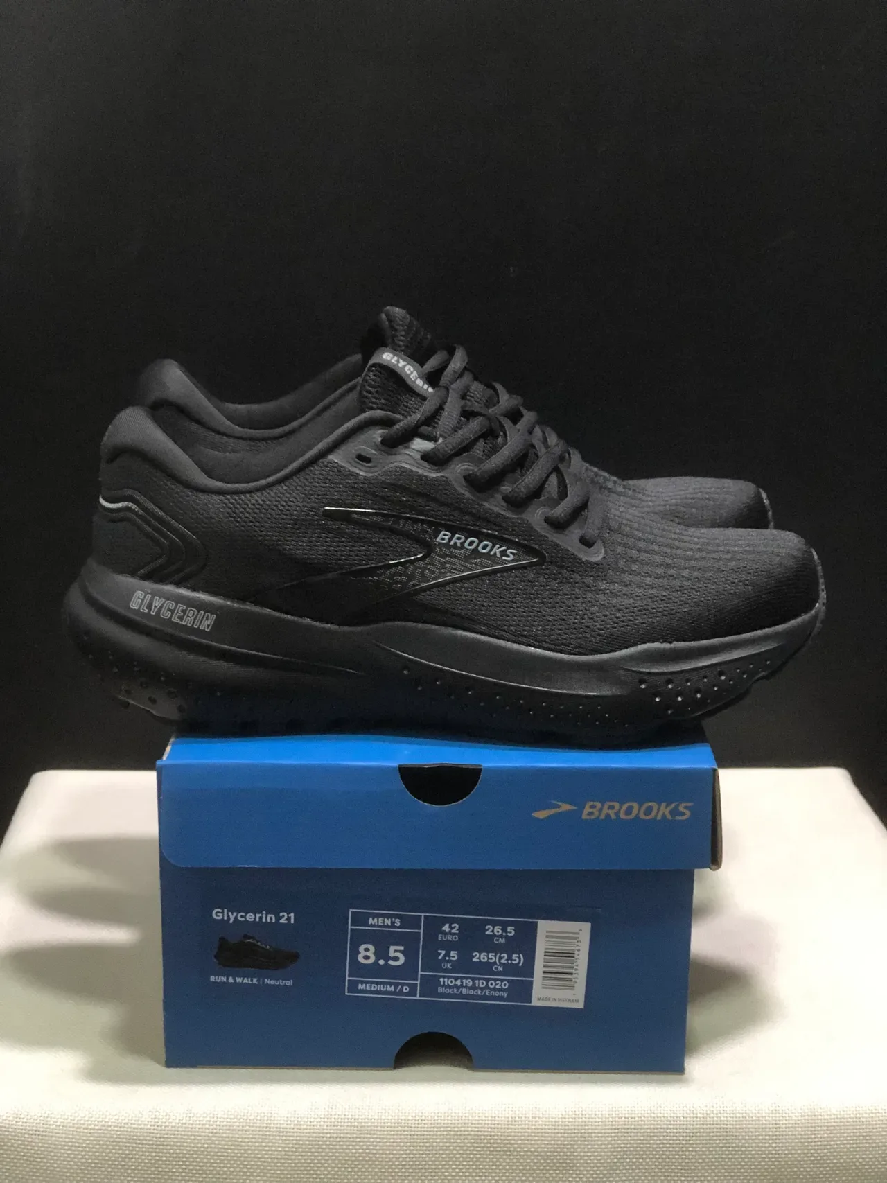 Brooks Glycerin Monochrome Black Running Shoes 3