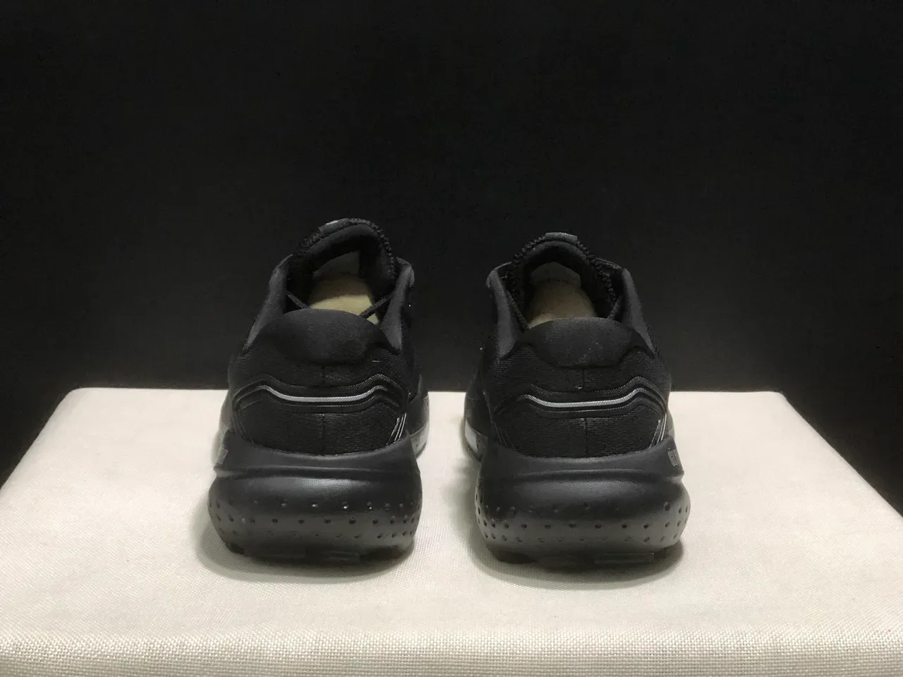Brooks Glycerin Monochrome Black Running Shoes 4