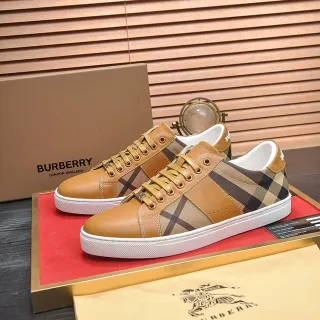 Burberry भूरा भूरा भूरा चमड़े का नोवा चेक कपड़ा जीवनशैली स्नीकर्स
