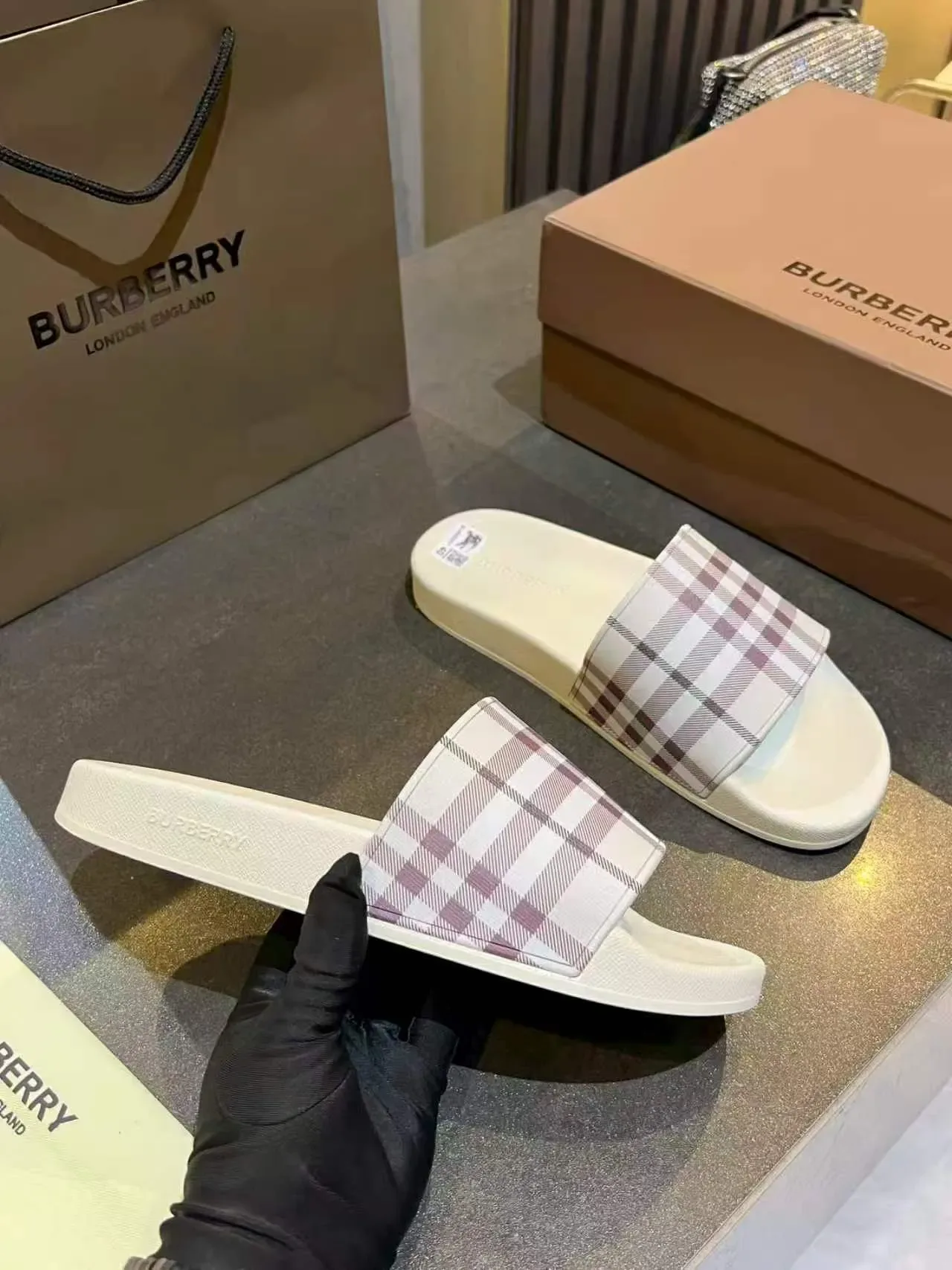 Burberry House Check Slide Slippers 3