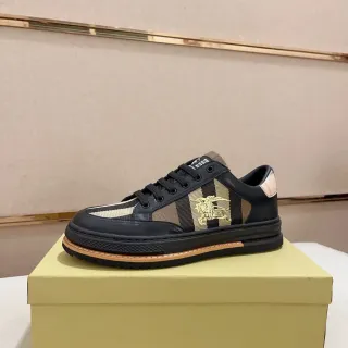 Burberry Knight কালো বেইজ লো-টপ মিক্সড-ম্যাটেরিয়াল লাইফস্টাইল স্নিকার্স