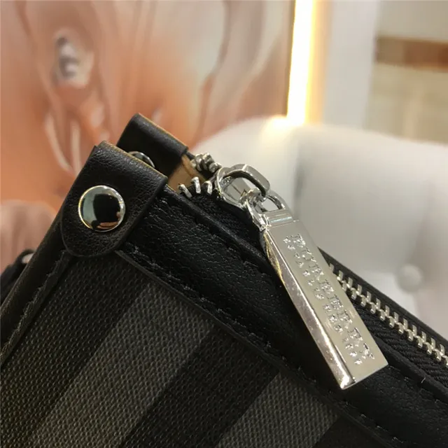 Burberry Knight Black Gray Check-Patterned Zip-Top Wristlet 3