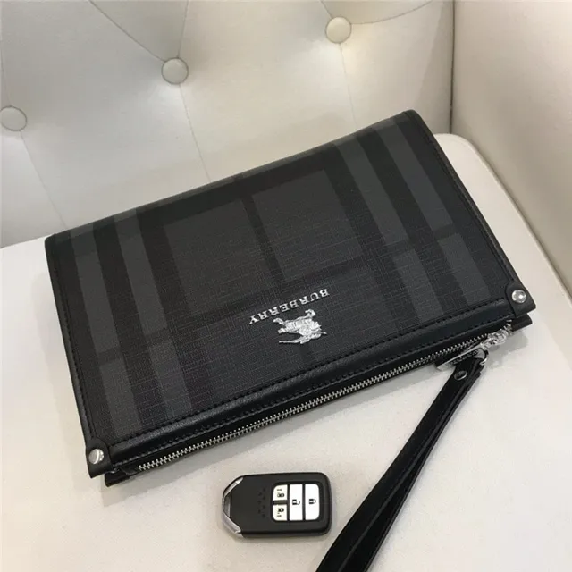 Burberry Knight Black Gray Check-Patterned Zip-Top Wristlet 6