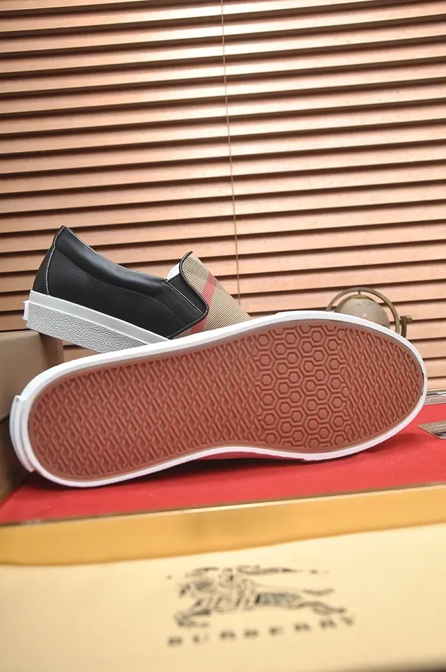 Burberry Chaussures Lifestyle Slip-On Knight Check Print 2