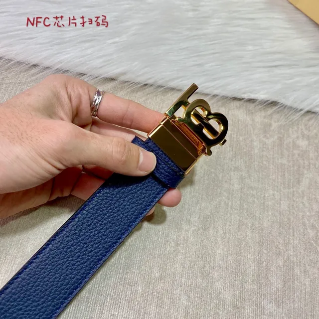 Burberry Knight Navy Blue Pebbled Leather Belt 2
