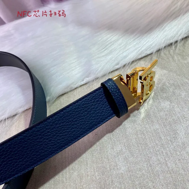Burberry Knight Navy Blue Pebbled Leather Belt 7