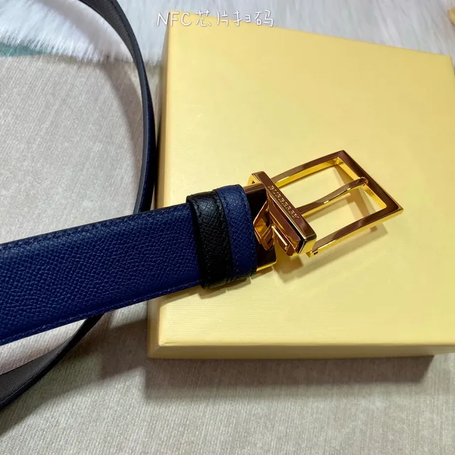 Burberry Knight Reversible Pebbled Leather Belt 5