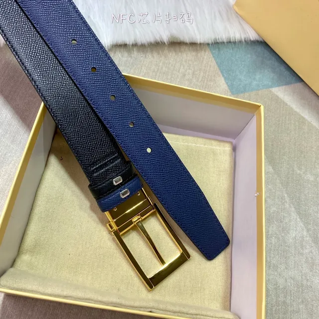 Burberry Knight Reversible Pebbled Leather Belt 7