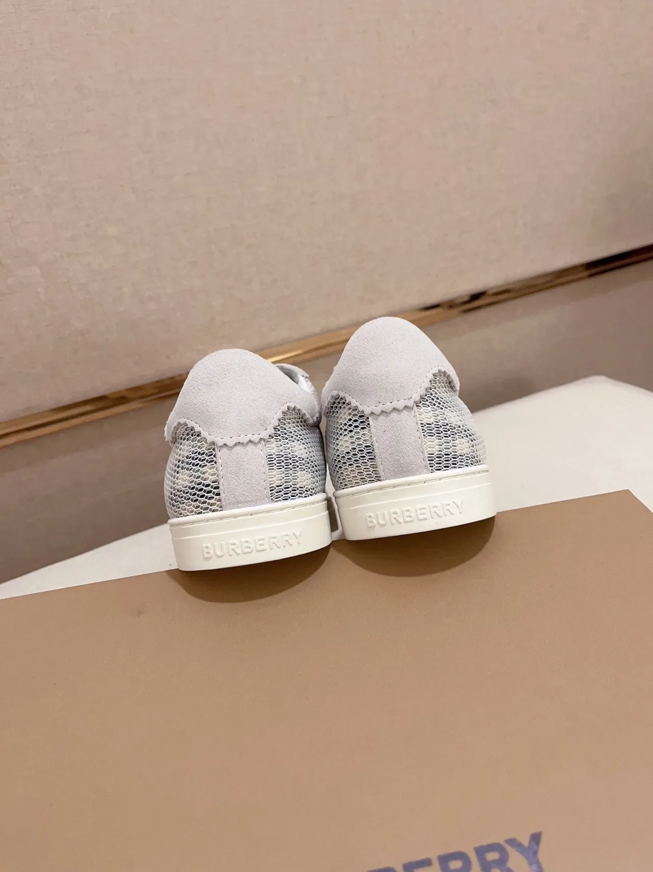 Burberry sneakers lifestyle mesh et daim House Check 9
