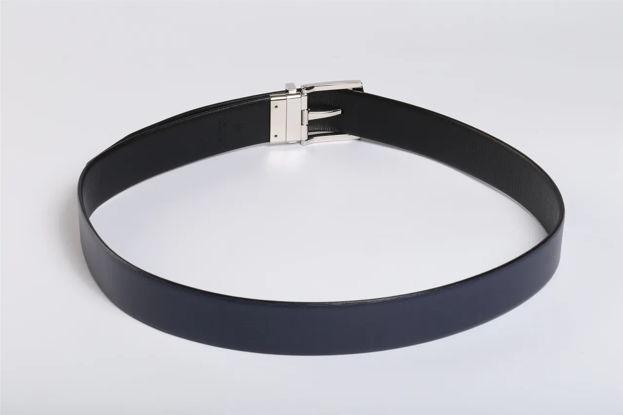 Burberry Bleu marine Noir Réversible Texturé Saffiano Cuir Ceinture 6
