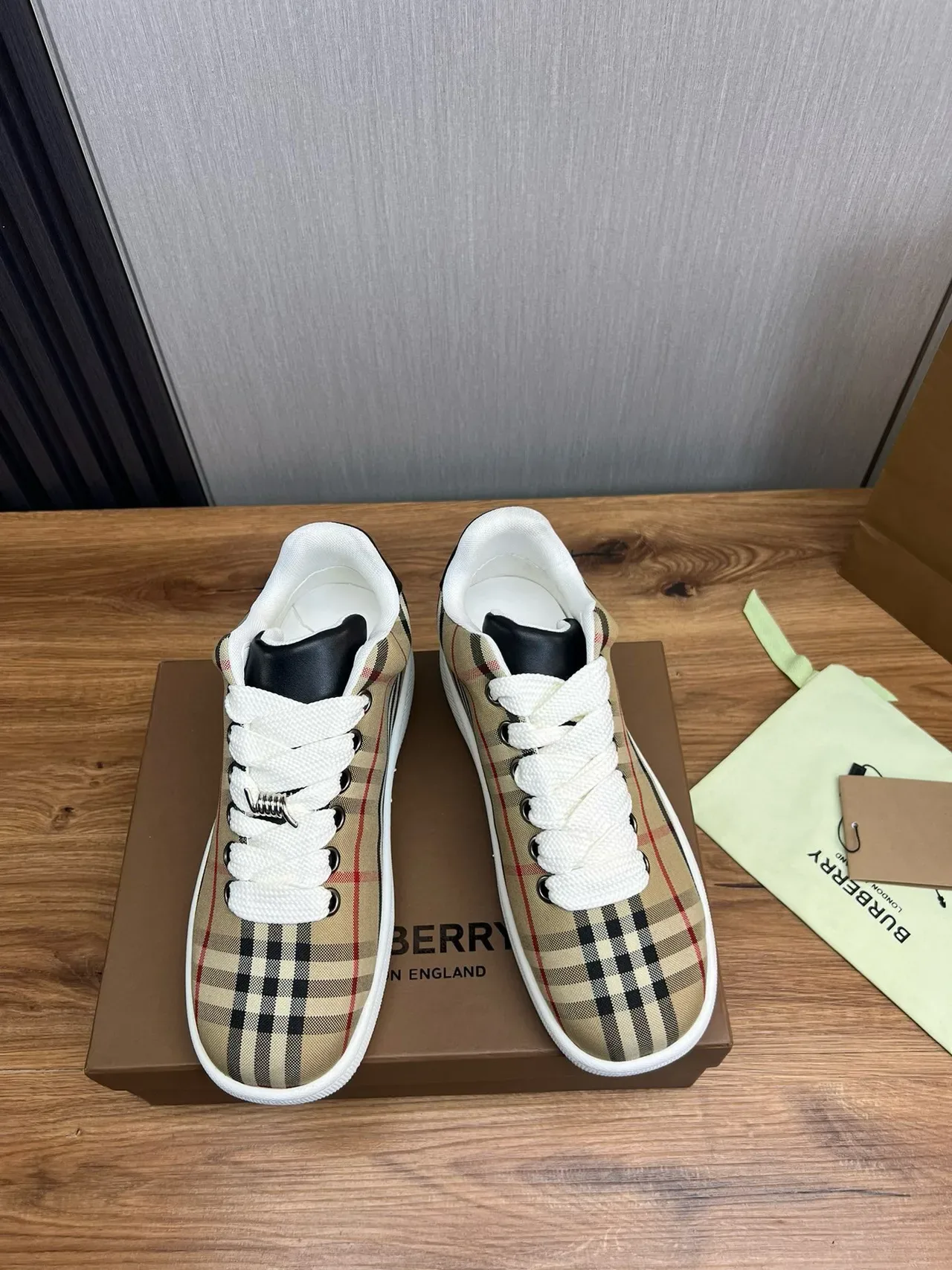 Burberry Nova Check Baskets Lifestyle à Lacets Basses 3