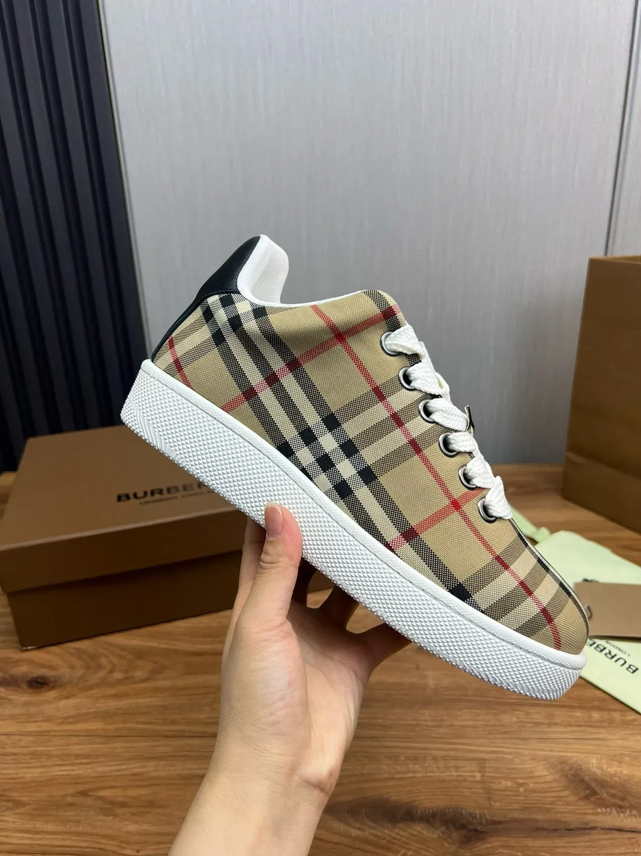 Burberry Nova Check Baskets Lifestyle à Lacets Basses 7