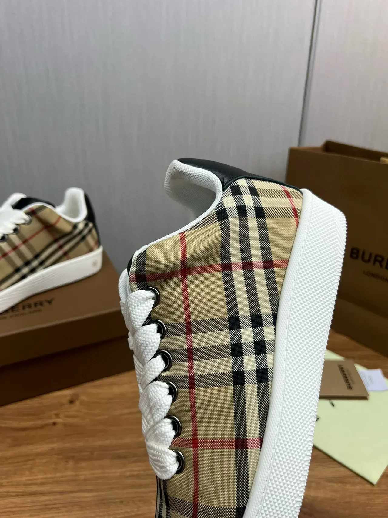 Burberry Nova Check Baskets Lifestyle à Lacets Basses 10
