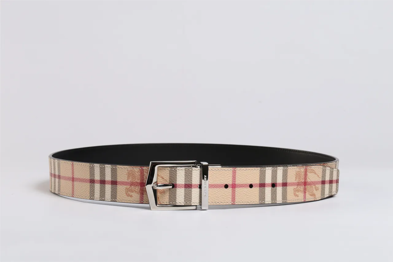 Burberry Reversible House Check Beige Red Black Leather Belt 9