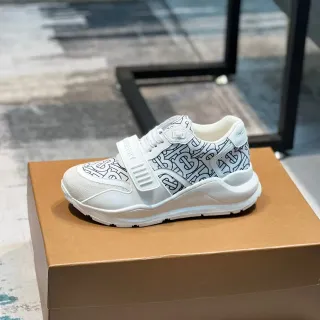 Burberry Runner White Black Monogram-Print Upper Strap Closure Lifestyle Sneakers