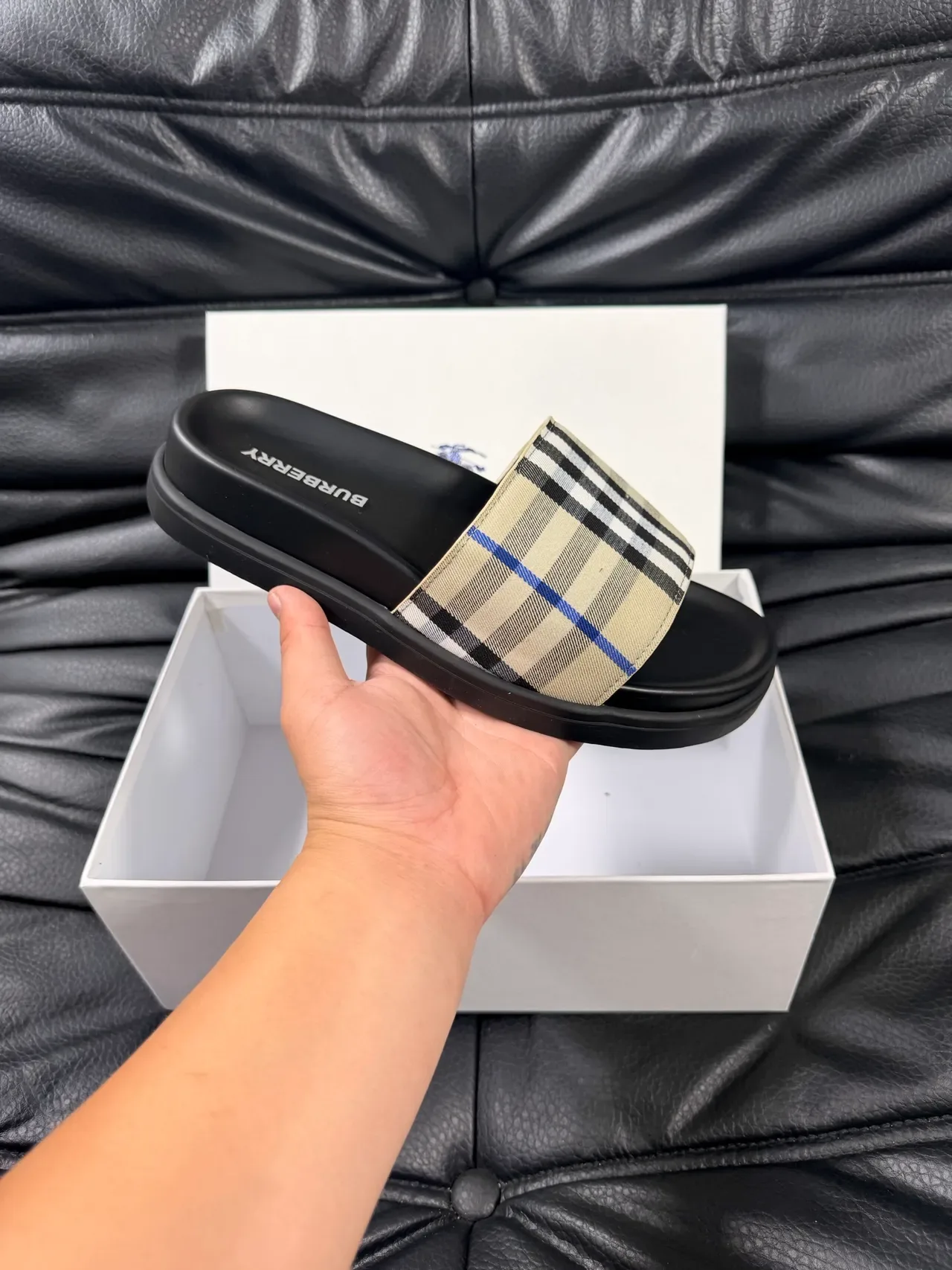 Burberry Slide Beige Black Single-Strap Check-Pattern Slippers 4