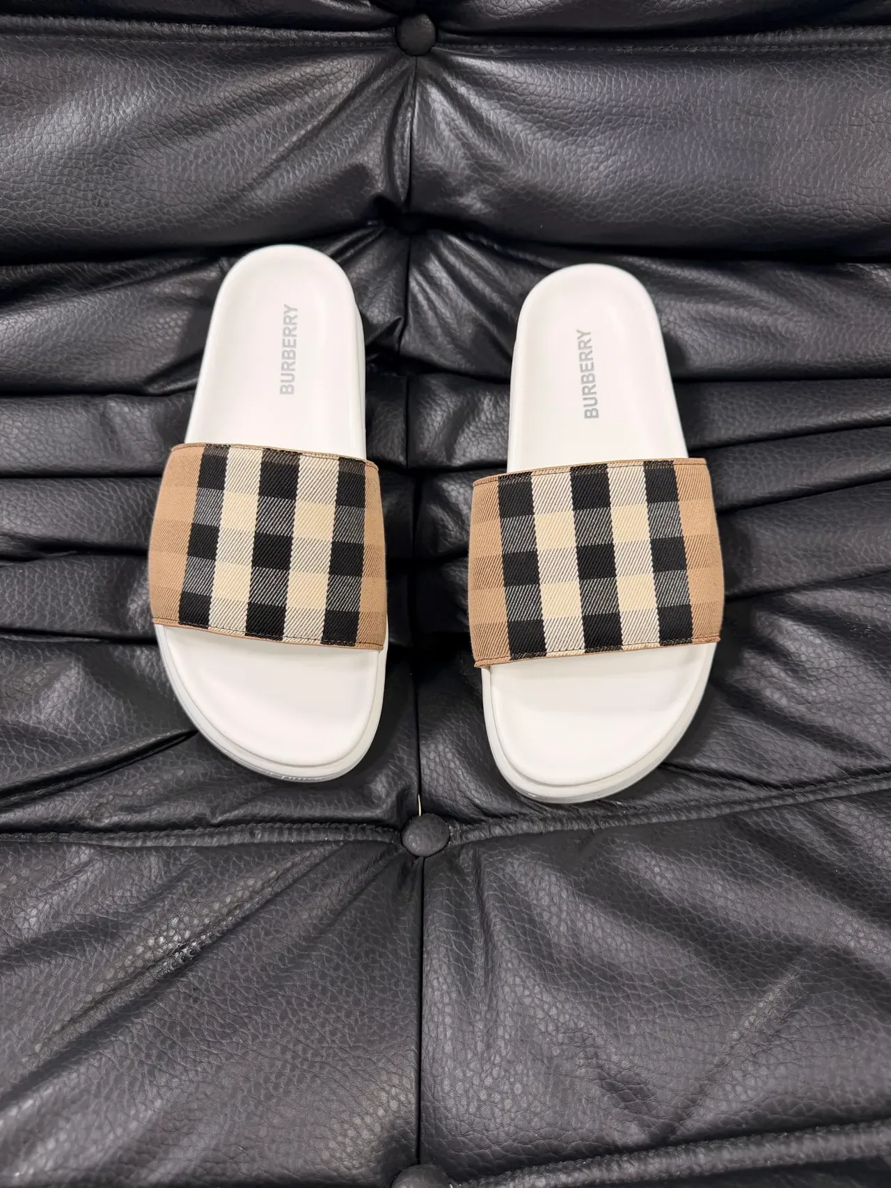 Burberry Slide Beige Black Single-Strap Check-Pattern Slippers 18