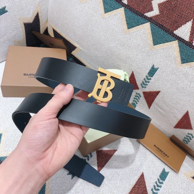 Burberry TB Ceinture Noir Or Lisse Monogram Boucle Ceinture en Cuir 2