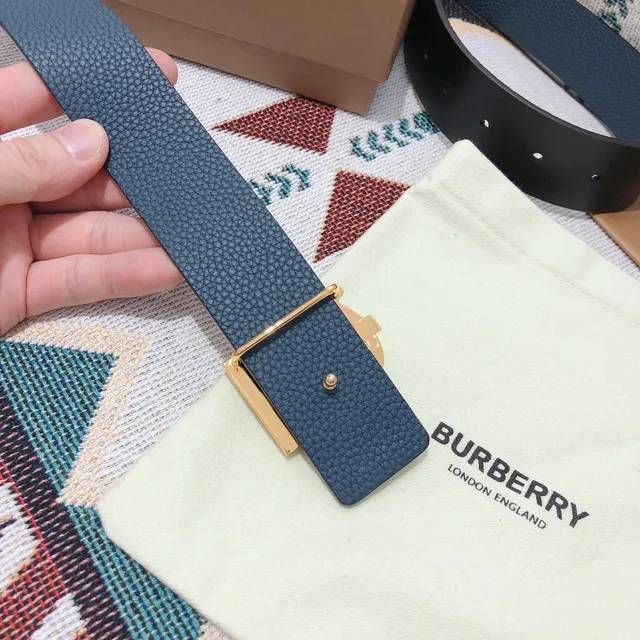 Burberry TB Ceinture Noir Or Lisse Monogram Boucle Ceinture en Cuir 5