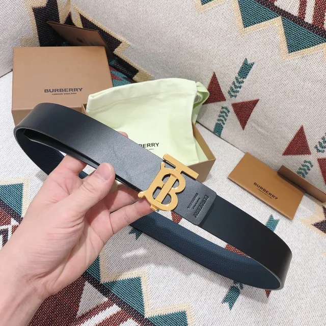 Burberry TB Ceinture Noir Or Lisse Monogram Boucle Ceinture en Cuir 8