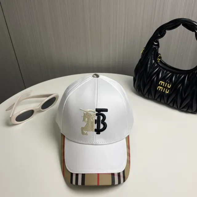 Burberry White Beige Structured Six-Panel Embroidered Monogram Baseball Cap 3