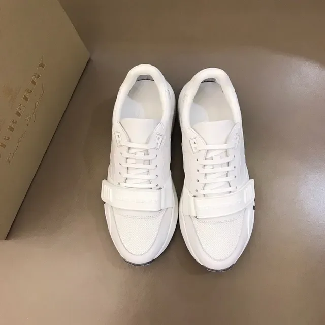 Burberry Blanc Noir Cuir et Maille Supérieure Lettrage Lateral Bold Style de Vie Sneakers 4