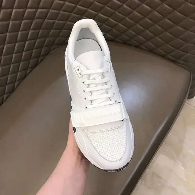 Burberry Blanc Noir Cuir et Maille Supérieure Lettrage Lateral Bold Style de Vie Sneakers 7
