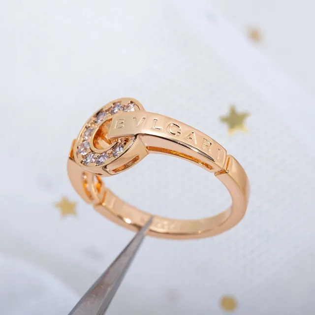 Bvlgari B.zero1 Interlocking Circle Pavé Rose Gold Ring 6