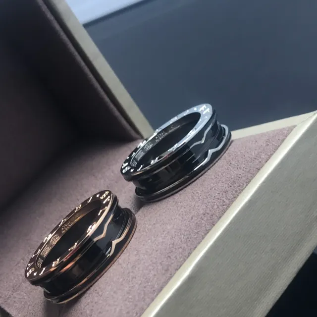 Bvlgari B.zero1 Rock Bagues en Céramique et Métal Noir 2