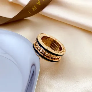 Bvlgari B.zero1 स्टैक्ड गोल्ड-टोन और ब्लैक एनामेल रिंग