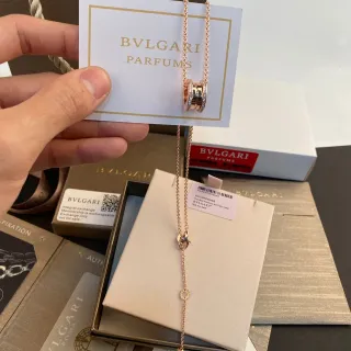 Bvlgari Gold White Rose Chain Cylindrical Multi-Band Pendant Necklace