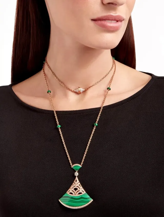 Bvlgari Collier en or vert en forme d'éventail avec incrustation de malachite 8