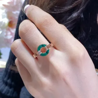 Bvlgari ग्रीन गोल्ड रोज बैंड मालाकाइट डिस्क अंगूठी