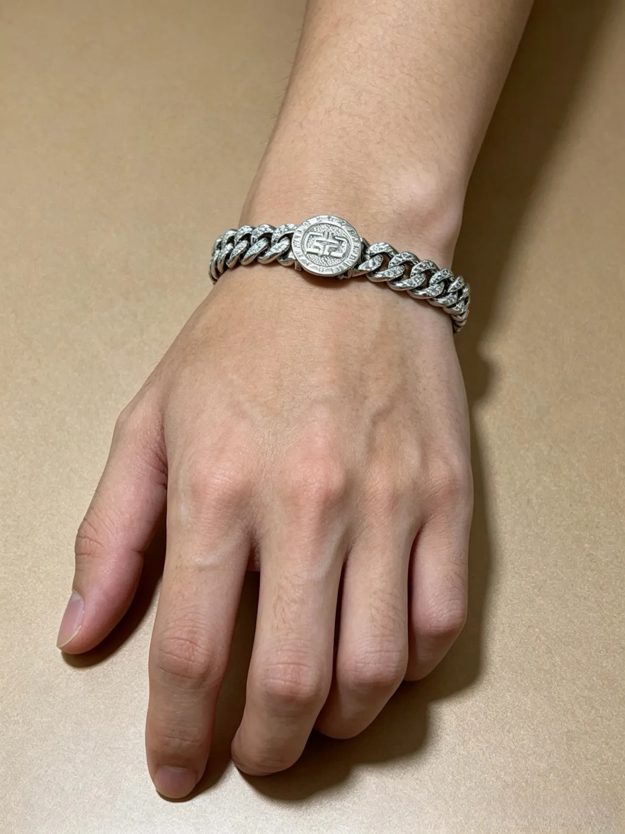 Bvlgari Iconica Argent gros Curb-Link Faceted Diamond-Cut Finish bracelet 6
