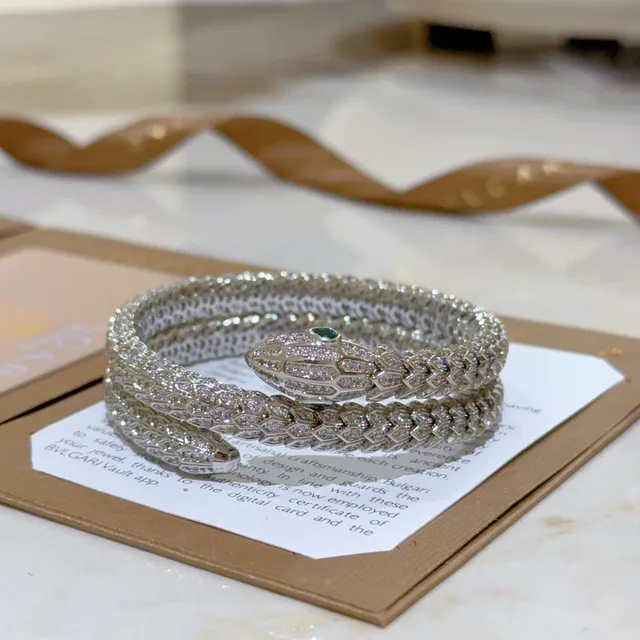 Bvlgari سوار فضي أخضر ثعبان ملتف Pavé-Set بلورات 3